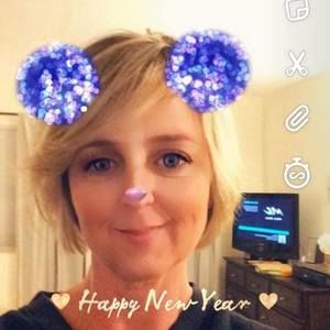 Meet your Posher, Carrie